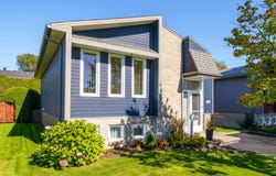 54 Rue Thomas-Chapais, Desjardins, Quebec G6W6P7