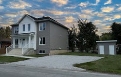 186A-186B Rue Champagnat, Henryville, Quebec J0J1E0