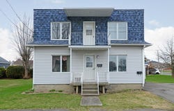 81-81A Rue Santoire, Salaberry-de-Valleyfield, QC J6S2X3, CA, Salaberry-de-Valleyfield, Quebec J6S2X3
