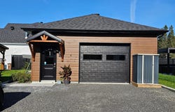 202 Rue des Bâtisseurs, Saint-Ambroise, Quebec G7P0K3