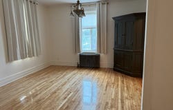 4382 Côte-des-Neiges, Montréal, Québec H3V 1E6, CA, Montréal, Quebec H3V 1E6