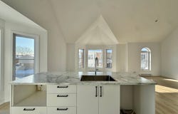 9350 Rue Riverin, Brossard, Quebec J4X3A5