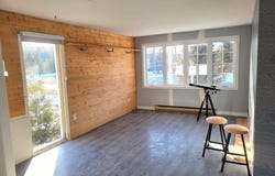 2 Rue Ferlatte, Lac-au-Saumon, Quebec G0J1M0
