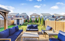 19 Amberwing Landing, Bradford West Gwillimbury, Ontario L3Z0H9