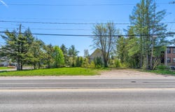 428 Boul. Jacques-Cartier, Shannon, QC G3S1G4, CA, Shannon, Quebec G3S1G4