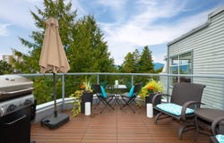 2250 W 3rd Avenue 402, Vancouver, British Columbia V6K 1L4