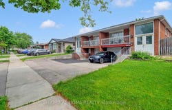 3456 Oakglade Crescent, Mississauga, Ontario L5C1X5
