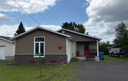 23 Rue du Ruisseau, Pointe-à-la-Croix, QC G0C1L0, CA, Pointe-à-la-Croix, Quebec G0C1L0