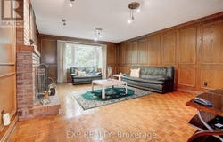 4458 BATHURST STREET, Toronto (Bathurst Manor), Ontario M3H3S2