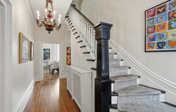 5 Av. Rosemount, Westmount, Quebec H3Y 3G6