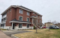 2304 Rue des Roitelets, Chicoutimi, Quebec G7H0K3