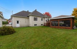 940 Rue Virginie-Laflamme, Fleurimont, Quebec J1E4K4