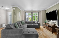 7704 Rue Angèle, Duvernay, QC H7A4K4, CA, Duvernay, Quebec H7A4K4