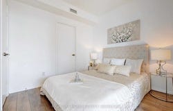 2201 - 45 Charles Street E, Toronto, Ontario M4Y0B8