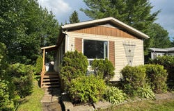 419 Rue Desmarais, Granby, QC J2J2A2, CA, Granby, Quebec J2J2A2