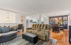 1064 Verdier Ave, Central Saanich, British Columbia V8M 1E6