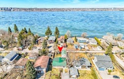 24 Brennan Avenue, Barrie, Ontario L4N3X3
