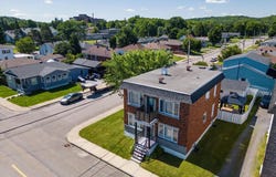 1201-1203 15e Rue, Shawinigan, QC G9T3W8, CA, Shawinigan, Quebec G9T3W8