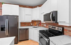 4380 Rue Saint-Urbain, Montreal, Quebec H2W