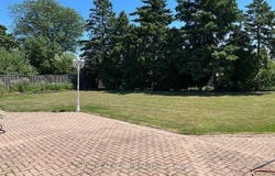 17 Maldaver Avenue, Mississauga, Ontario L5M1W4