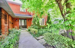 89 Yonge Boulevard, Toronto, Ontario M5M3G8