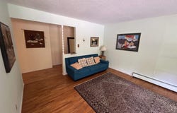 555 28th Street, North Vancouver, British Columbia V7N2J7