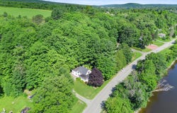27 Rue Greenlay N., Windsor, QC J1S2K1, CA, Windsor, Quebec J1S2K1