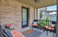 819 Srigley Street, Newmarket, Ontario L3Y1X9