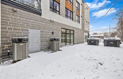 689 Boul. St-Jean-Baptiste, Mercier, Quebec J6R1G3