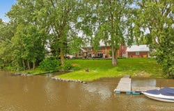 805 Rue De Frontenac, Berthierville, QC J0K1A0, CA, Berthierville, Quebec J0K1A0
