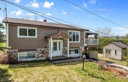 543 Rue Chevrier, Fleurimont, Quebec J1G1Z4