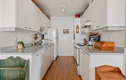 1669 Rue Édith, Charlesbourg, QC G2L2R8, CA, Charlesbourg, Quebec G2L2R8