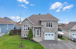 522 Rue Pauline-Julien, Rimouski, Quebec G5M0J5