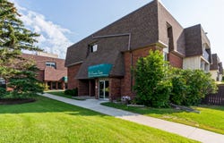 Kenaston Boulevard, Winnipeg, Manitoba
