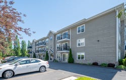 53 Rue Brunelle, Beloeil, Quebec J3G2M6