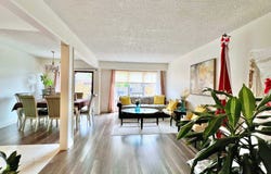 25 Baronwood Court, Brampton, Ontario L6V3H6
