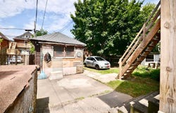 24 Spadina Avenue W, Hamilton, Ontario L8M2W9