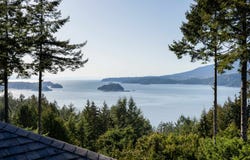 894 Schooner Lane, Bowen Island, British Columbia V0N 1G2