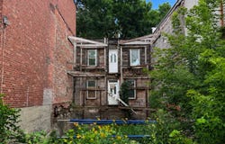2057 Rue Montgomery, Ville-Marie, Quebec H2K2R7