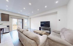 124 Mosaic Drive, Hamilton, Ontario L8B1W4