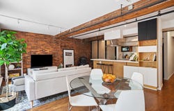 150 Alexander Street 203, Vancouver, British Columbia V6A 1B5