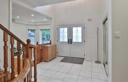 58 Yorkview Drive, Toronto, Ontario M2R1J8