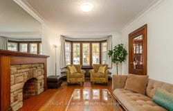 94 Roe Avenue, Toronto, Ontario M5M2H7
