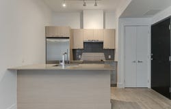 405 Rue de la Concorde 1301, Montréal (Ville-Marie), Quebec H3A 0H1