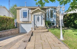 511 Rue Jacques, Fabreville, QC H7P4Y4, CA, Fabreville, Quebec H7P4Y4