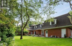 611 Island Road, Oak Bay, British Columbia V8S2T7