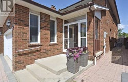 136 Oliver Lane, Vaughan, Ontario L6A1B1