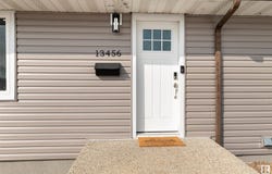 13456 107 ST NW, Edmonton, Alberta T5E4W2
