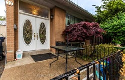 12 Murellen Crescent, Toronto, Ontario M4A2K5