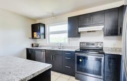 379 Rue Main, Gatineau, QC J8P5K6, CA, Gatineau, Quebec J8P5K6